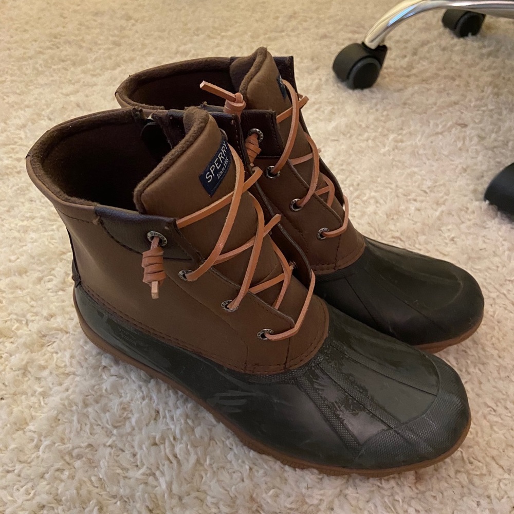 sperry duck boots